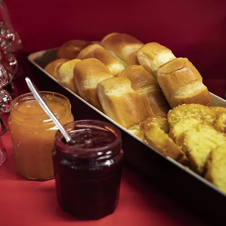 Hotelf1 Toulouse 3* LʼUnion