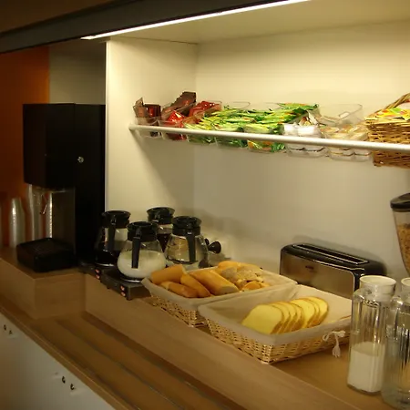 Hotel Hotelf1 Toulouse 3*