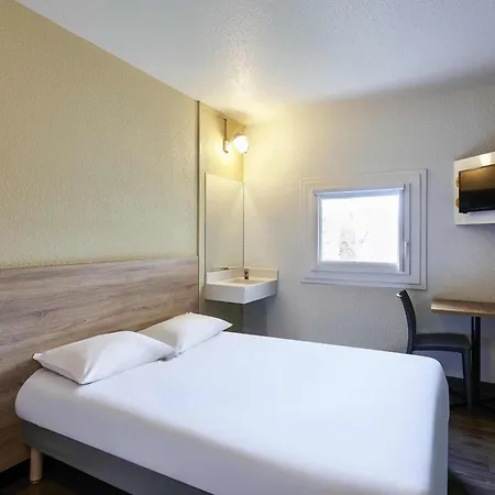 Hotelf1 Toulouse Hotel