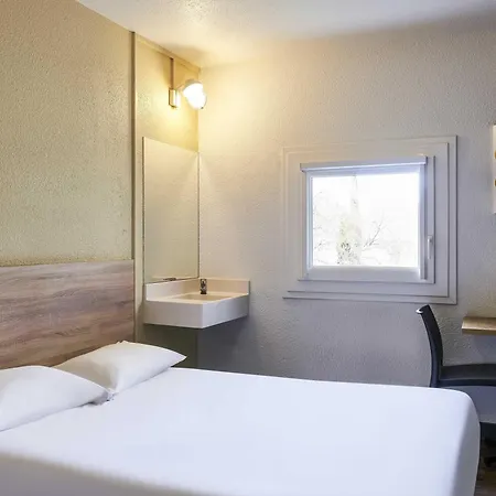 Hotelf1 Toulouse Hotel