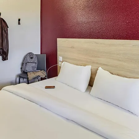 Hotel Hotelf1 Toulouse